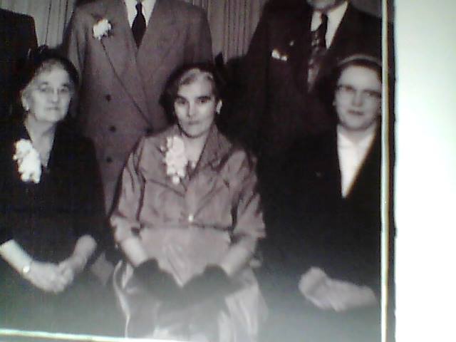 grannyinblackgloves.
