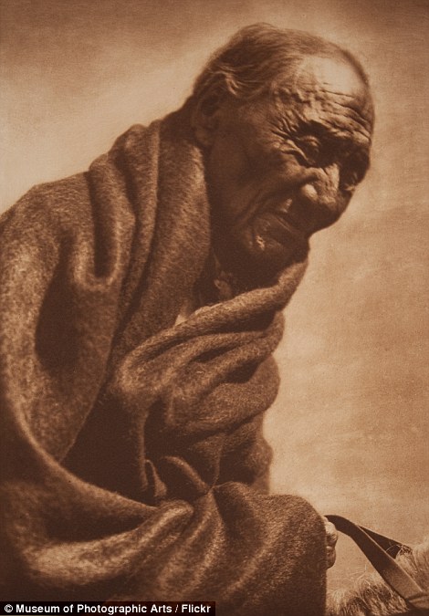 00578-2957360-Edward_Curtis_once_wrote_of_himself_While_primarily_a_photograph-a-9_1424250375185.