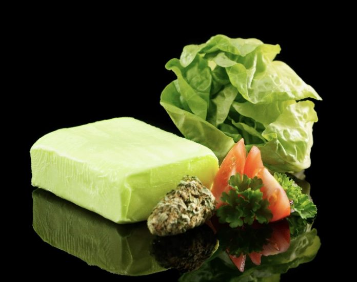 14D6E4EA-B090-4229-AB34-FAF087FFAEC7-696x551.