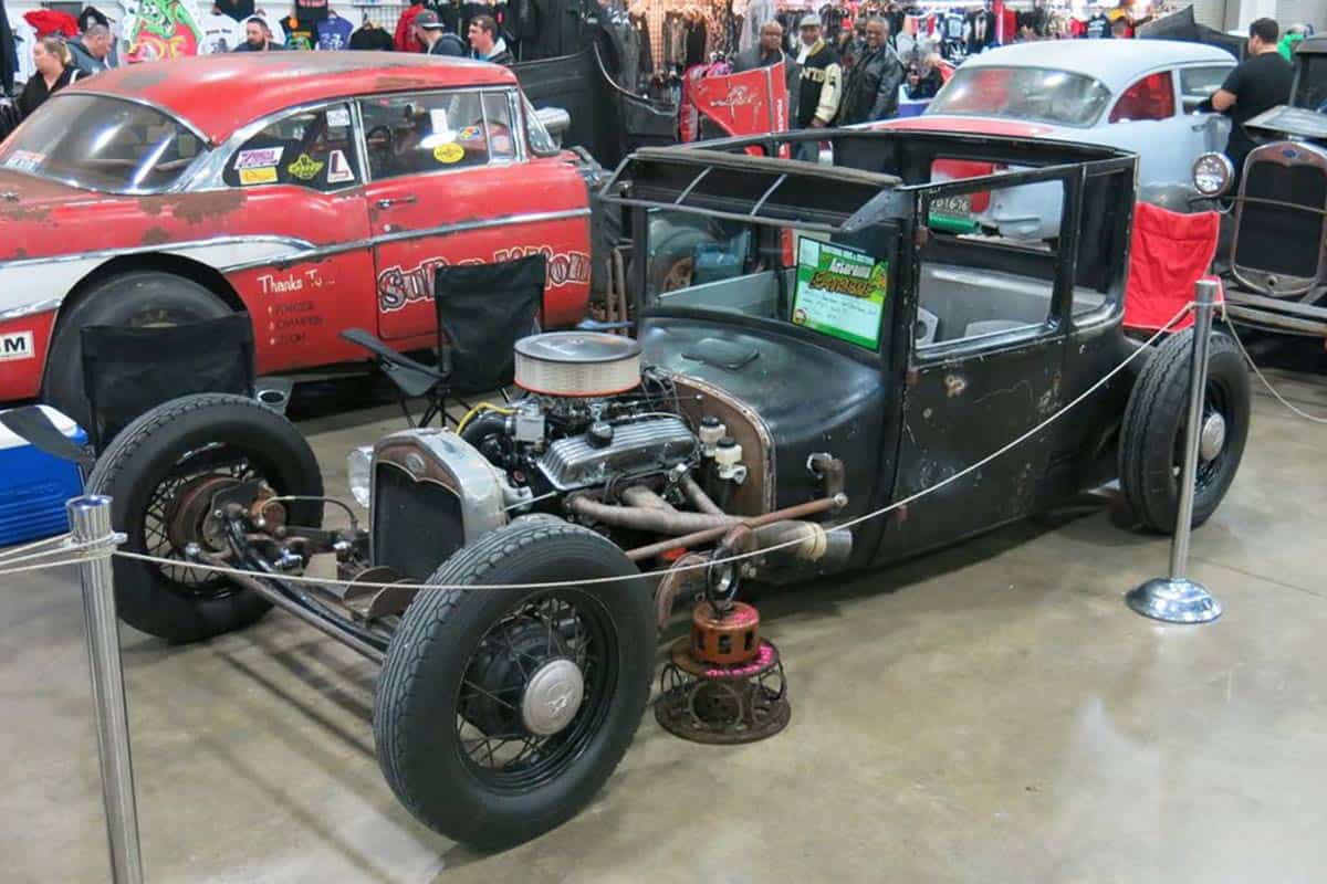 1927-Ford-Model-TRusty-BBlackwell.