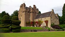 220px-Crathes_Castle_from_garden.