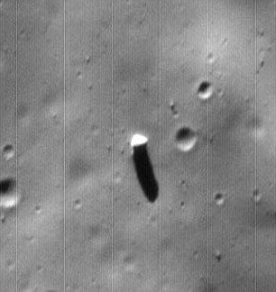 article-1204254-05F2FFFF000005DC-66_306x324[1].