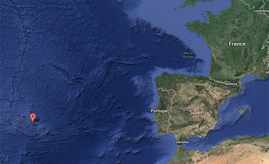 azores-pyramid.