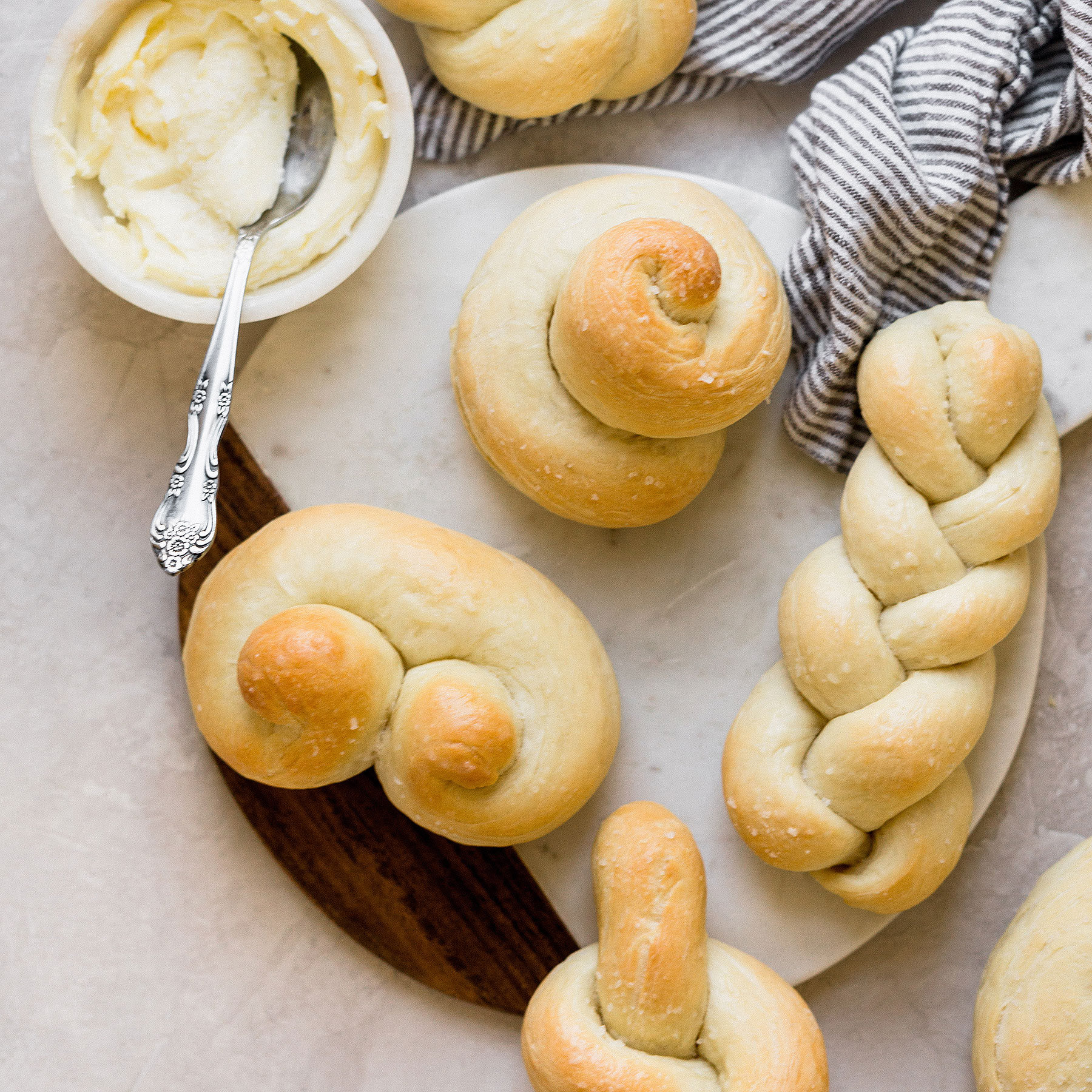 breadrolls.