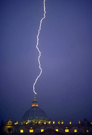 dh_lightning-20130212092237696119-300x0.