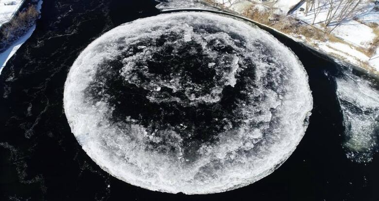 giant-ice-formation.