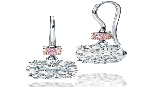 Harry-Winston-Diamond-Drop-Earrings.