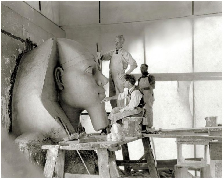 It-Was-A-Strange-Sphinx.