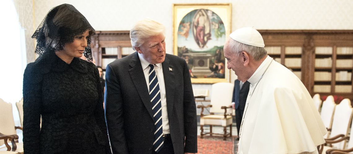 melania-trump-donald-trump-et-le-pape-francois.