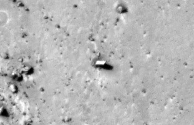 PSP_009342_1725_Clip_001.