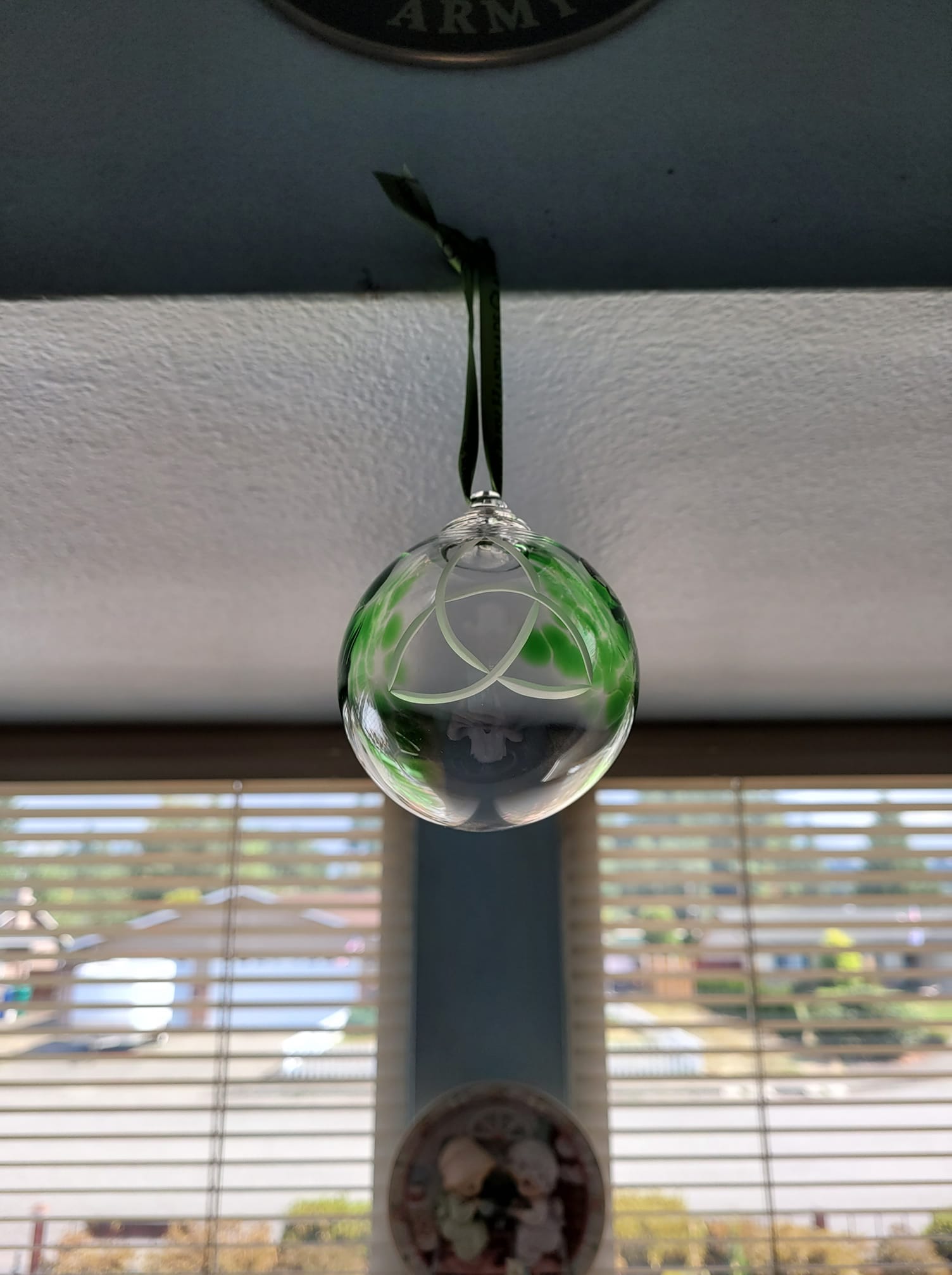 witchball.